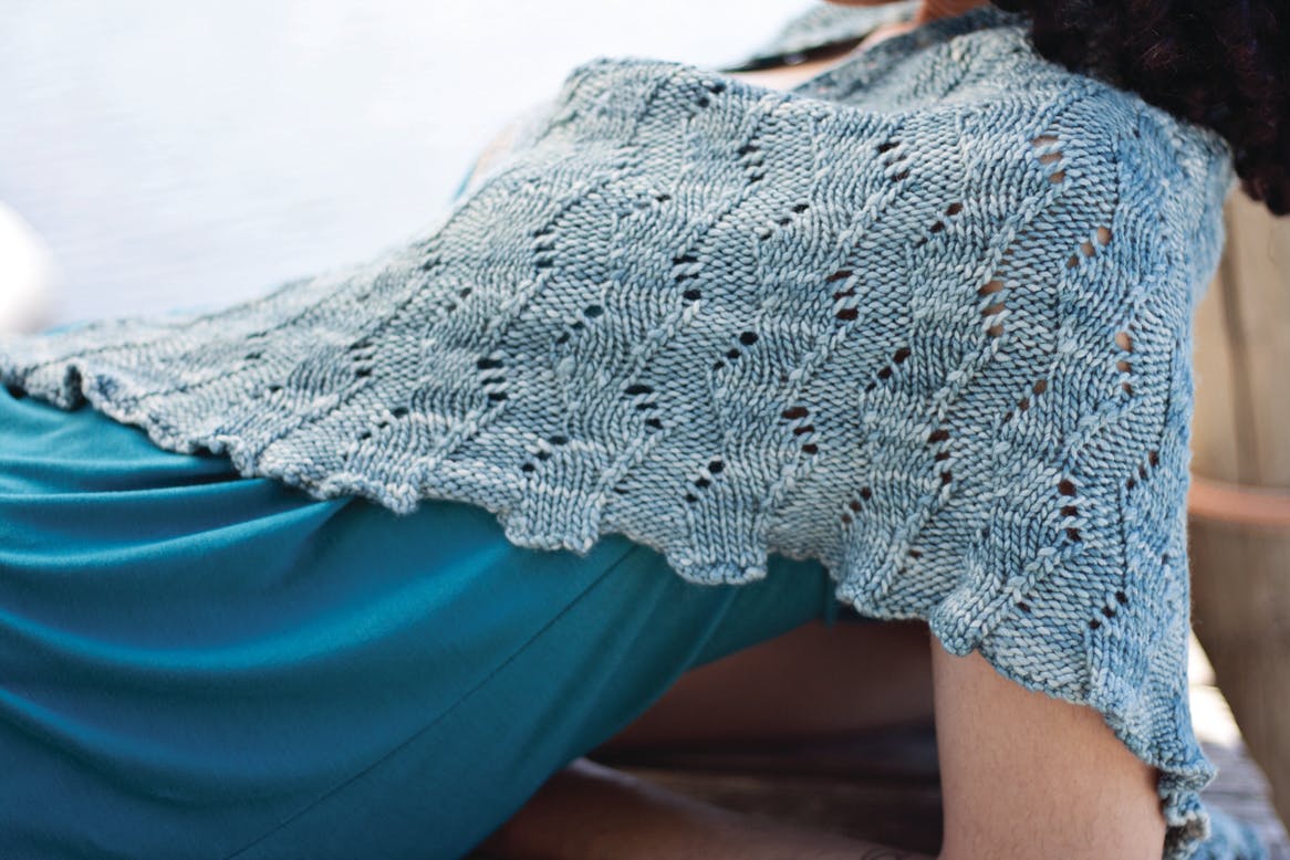 Corriente Shawl - Silky Merino