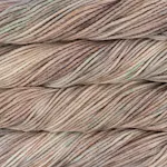 Picture of Malabrigo Chunky Whole Grain: Chunky skein in a tonal colorway with warm wheat and soft tan tones with cool grey undertones