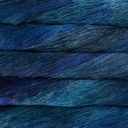 Picture of Malabrigo Arroyo Regatta Blue: A deep navy and indigo blue yarn with shifting tonal highlights of vibrant teal and dark ocean blue.