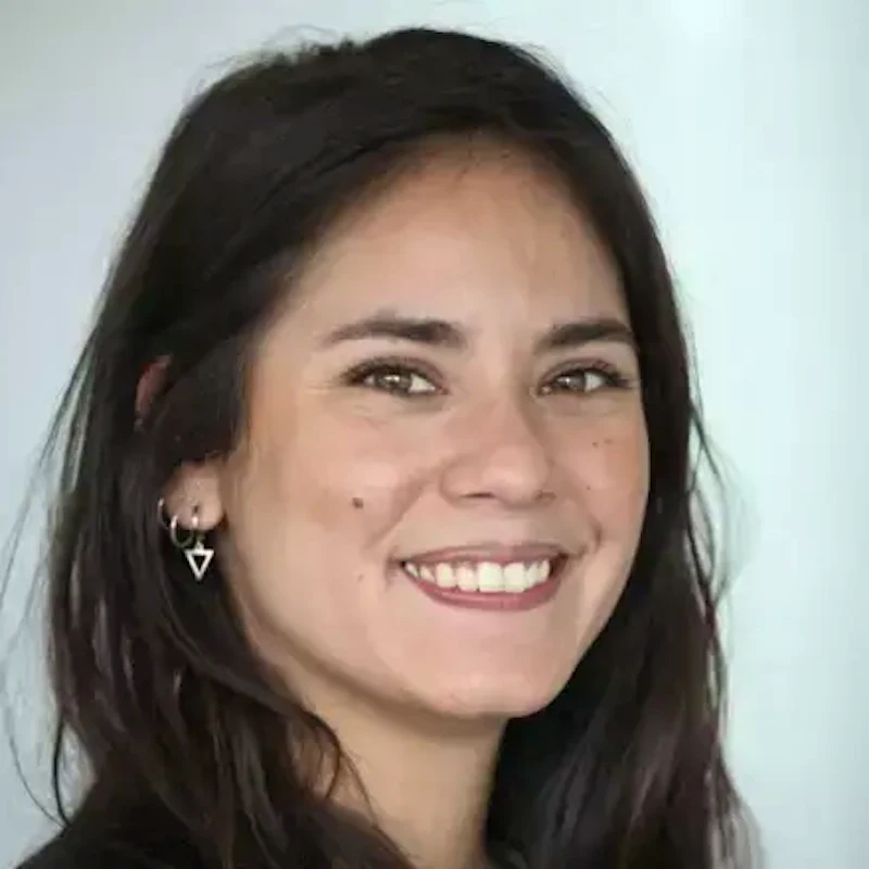 Testimonial from DÉBORAH, Consultante en communication et marketing