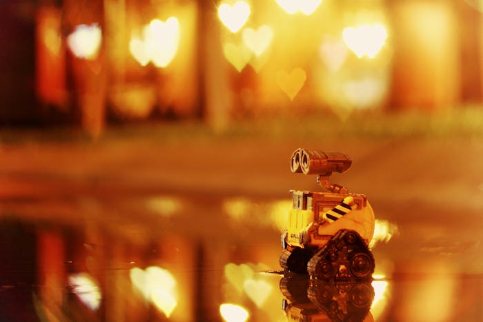 Lost AI Robot in the city 