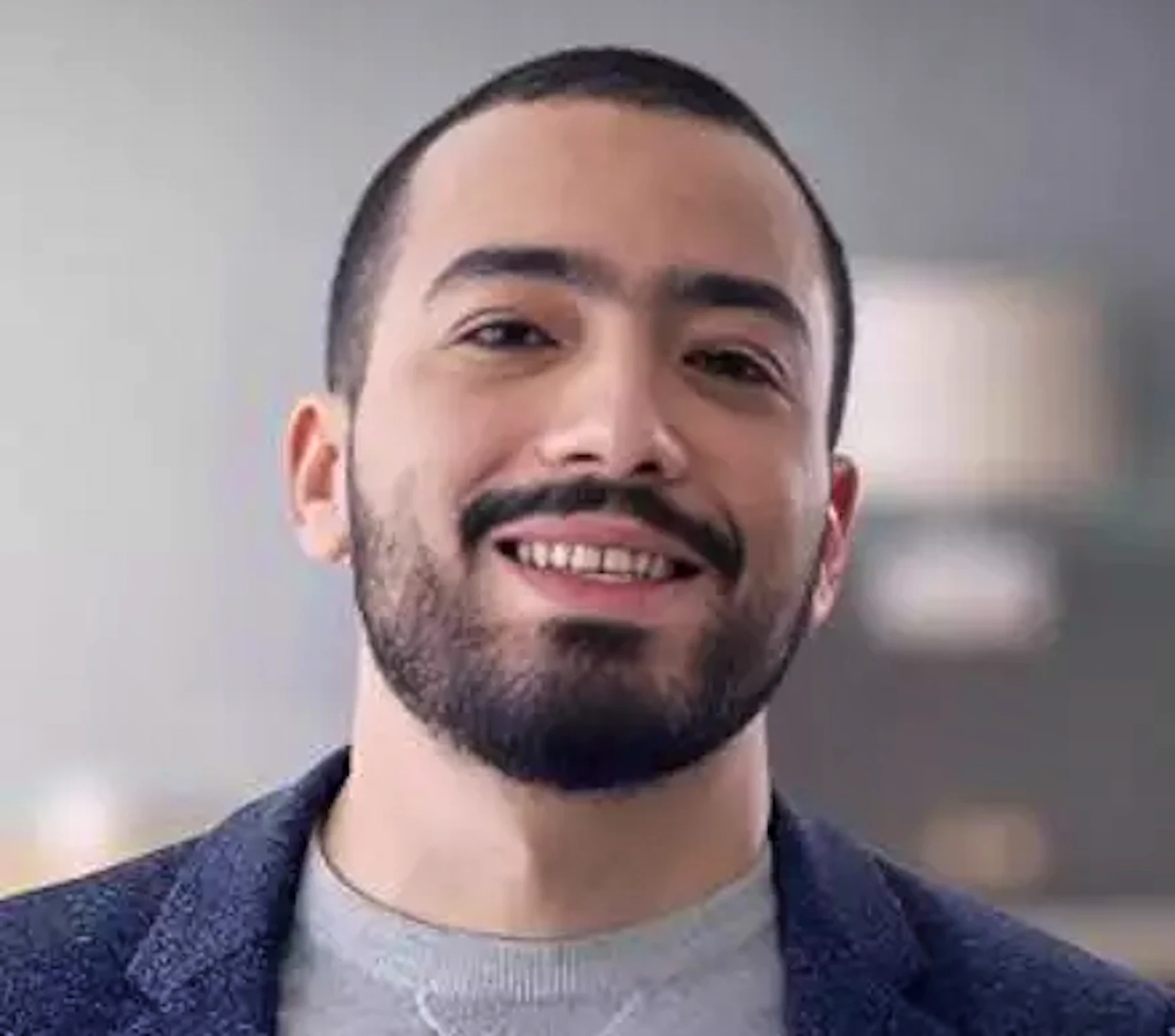 Portrait d'Hamza Ameslek, Freelance chez Malt.