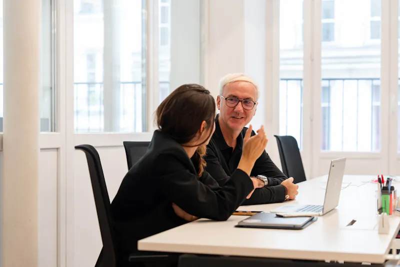 picture of Malt Strategy consultant and client working together
