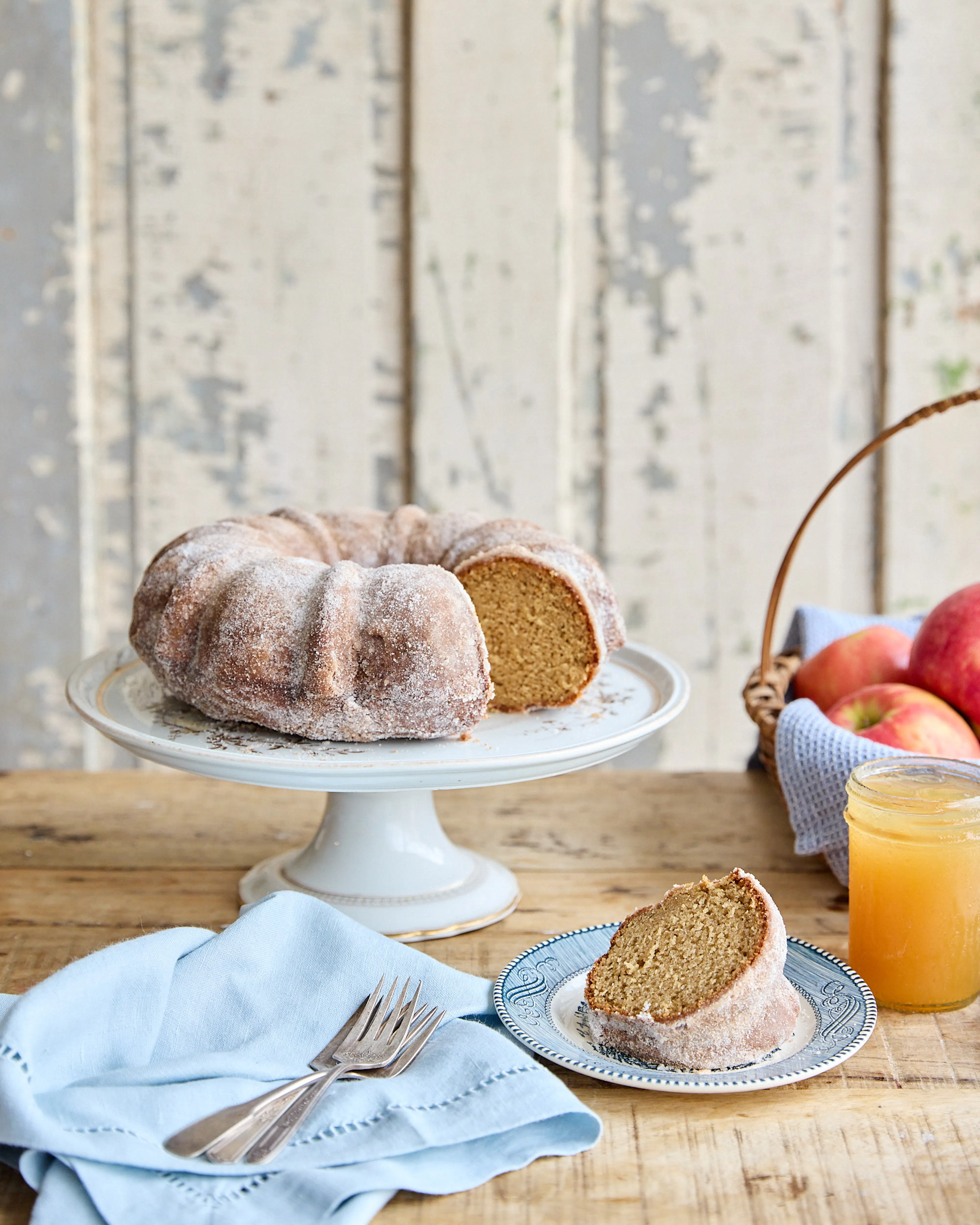 Martha Stewart's apple cider donut cake 