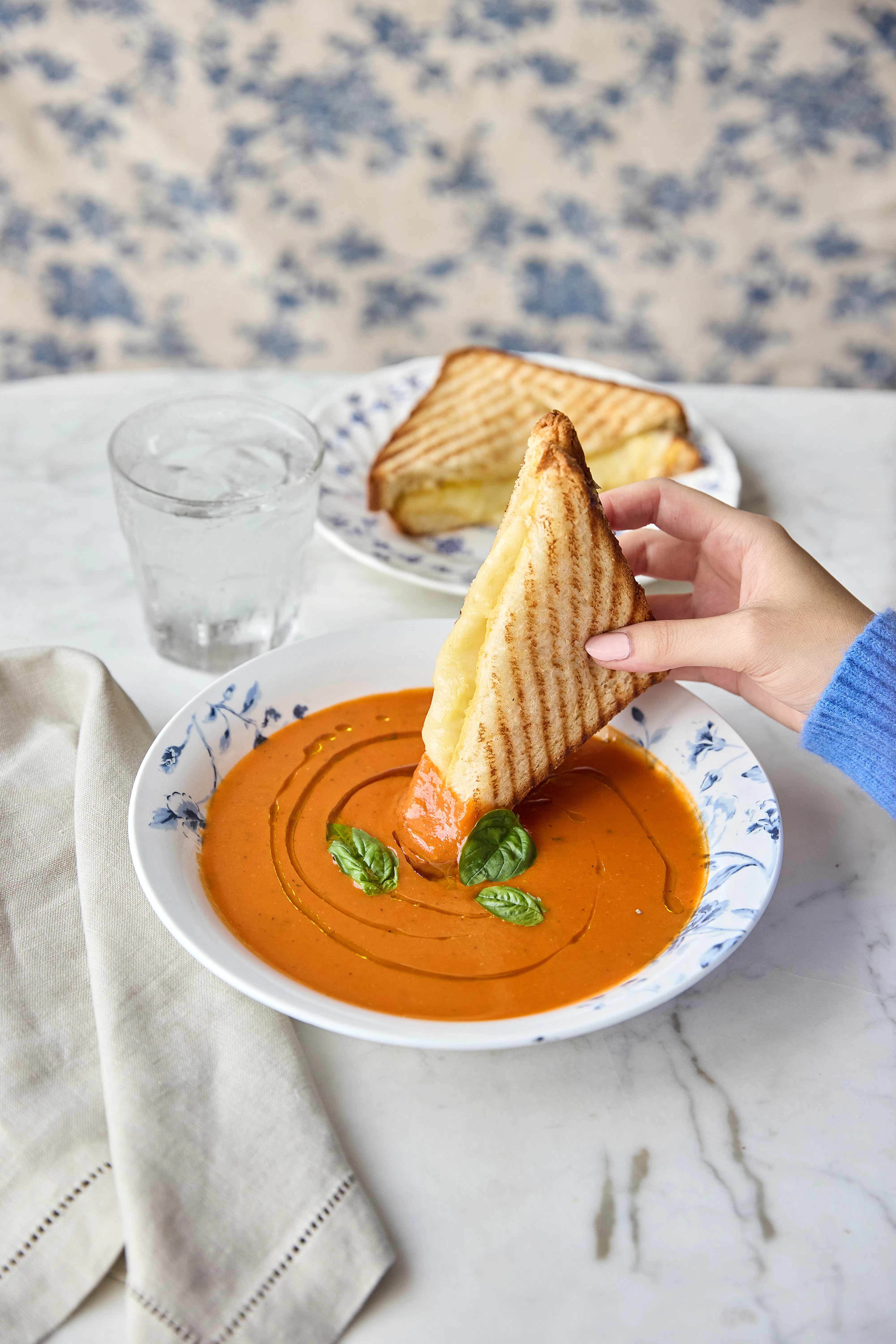 Martha Stewart's creamy tomato soup & three-cheese grilled cheese