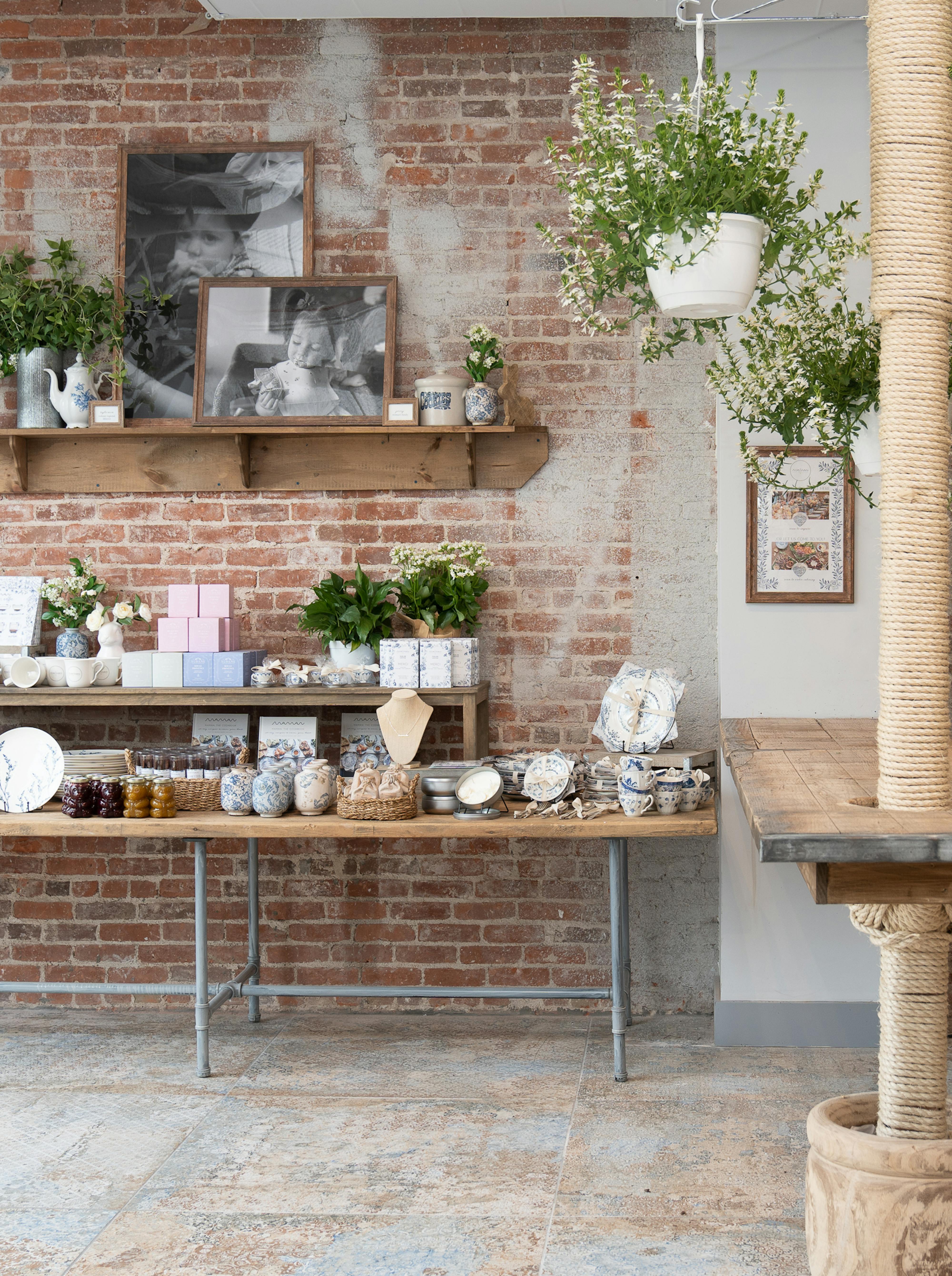 maman's expansive retail section, featuring home goods, antique décor, accessories and more. 