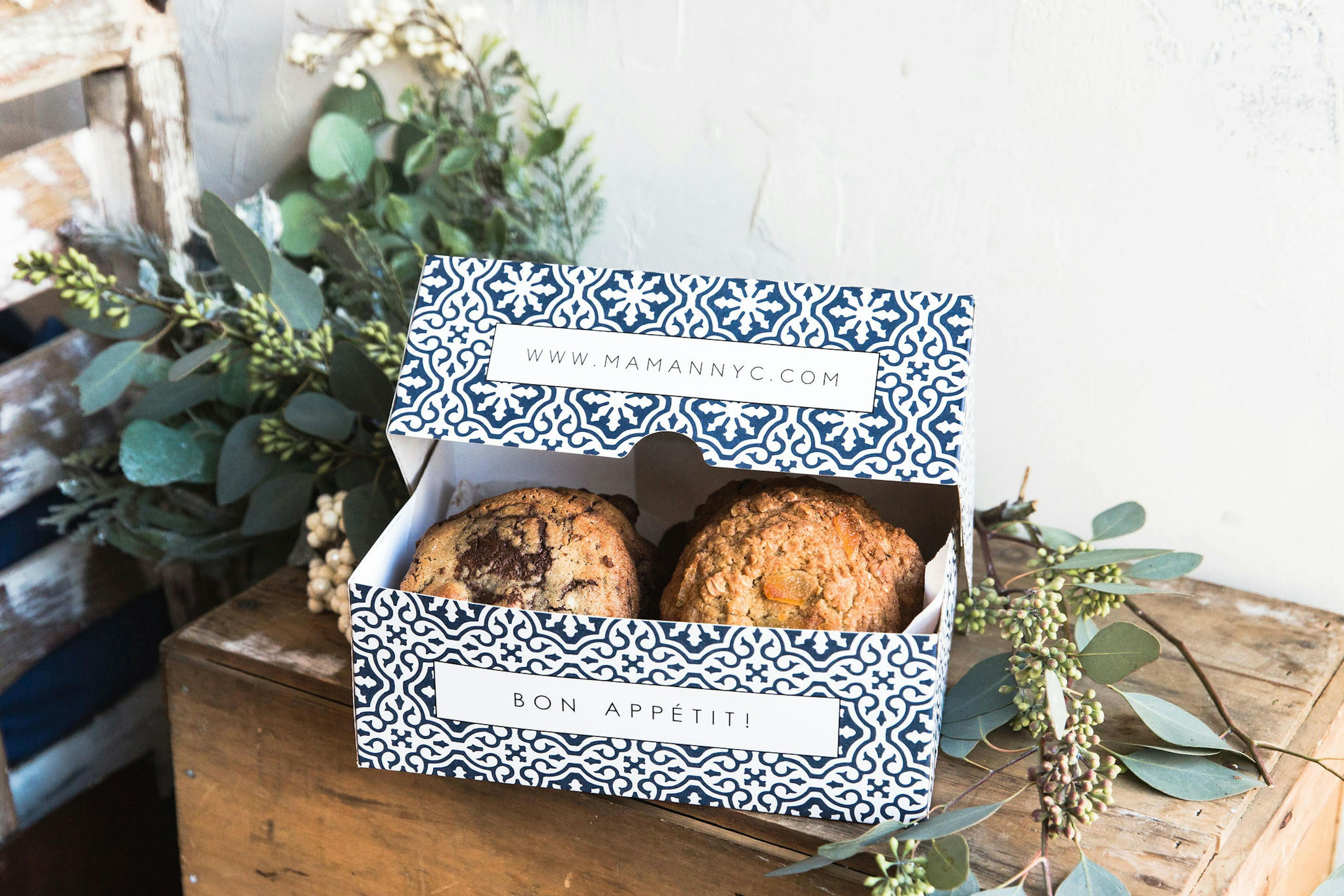 cookie gift box with tile print