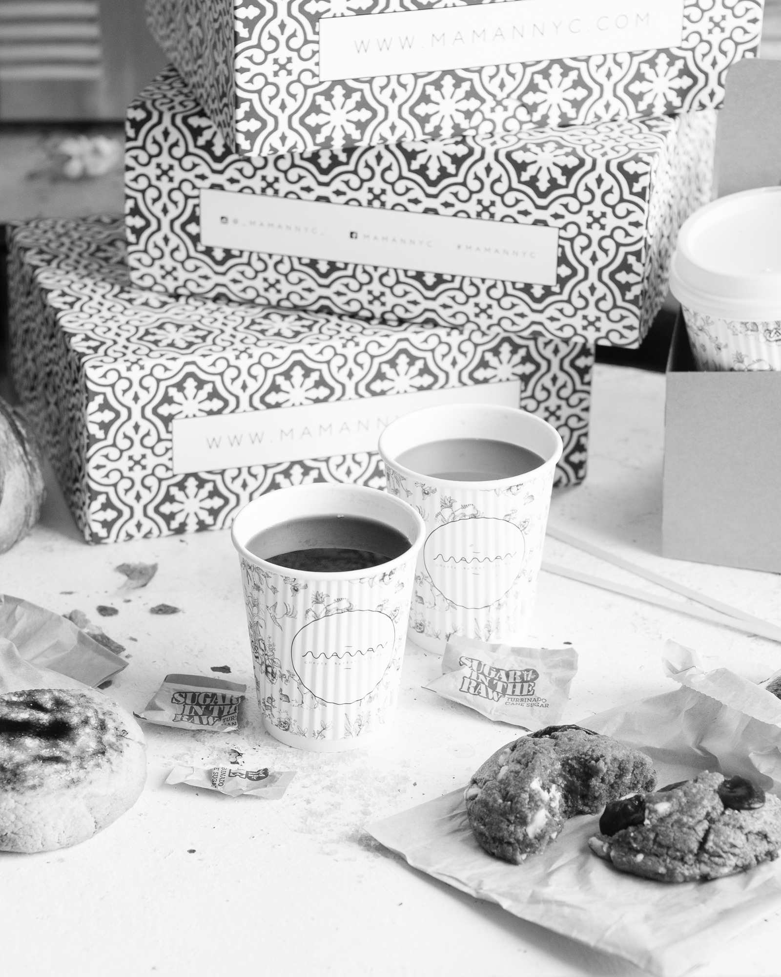 coffee and cookies with to go boxes