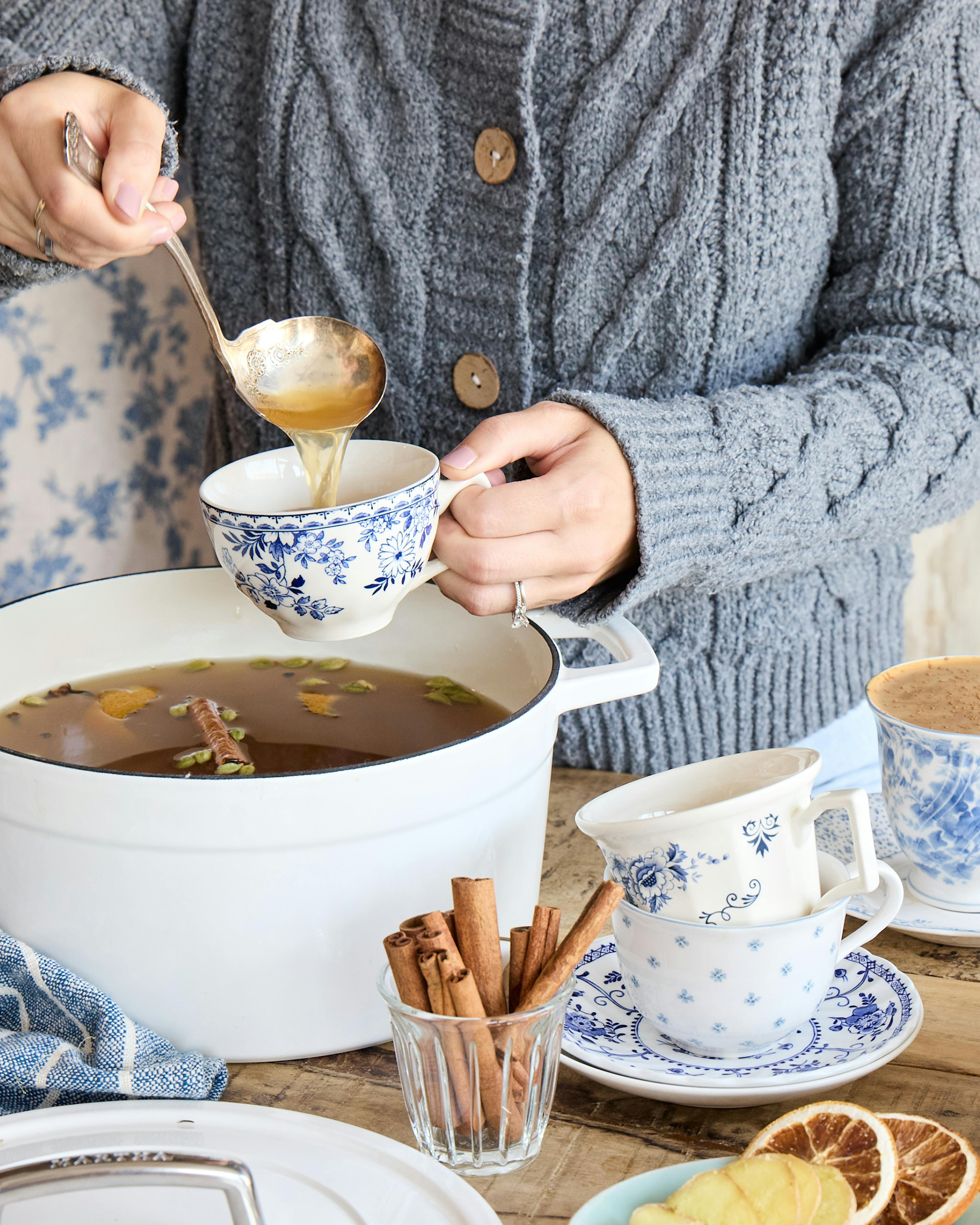 martha stewart’s spiced caramel apple cider