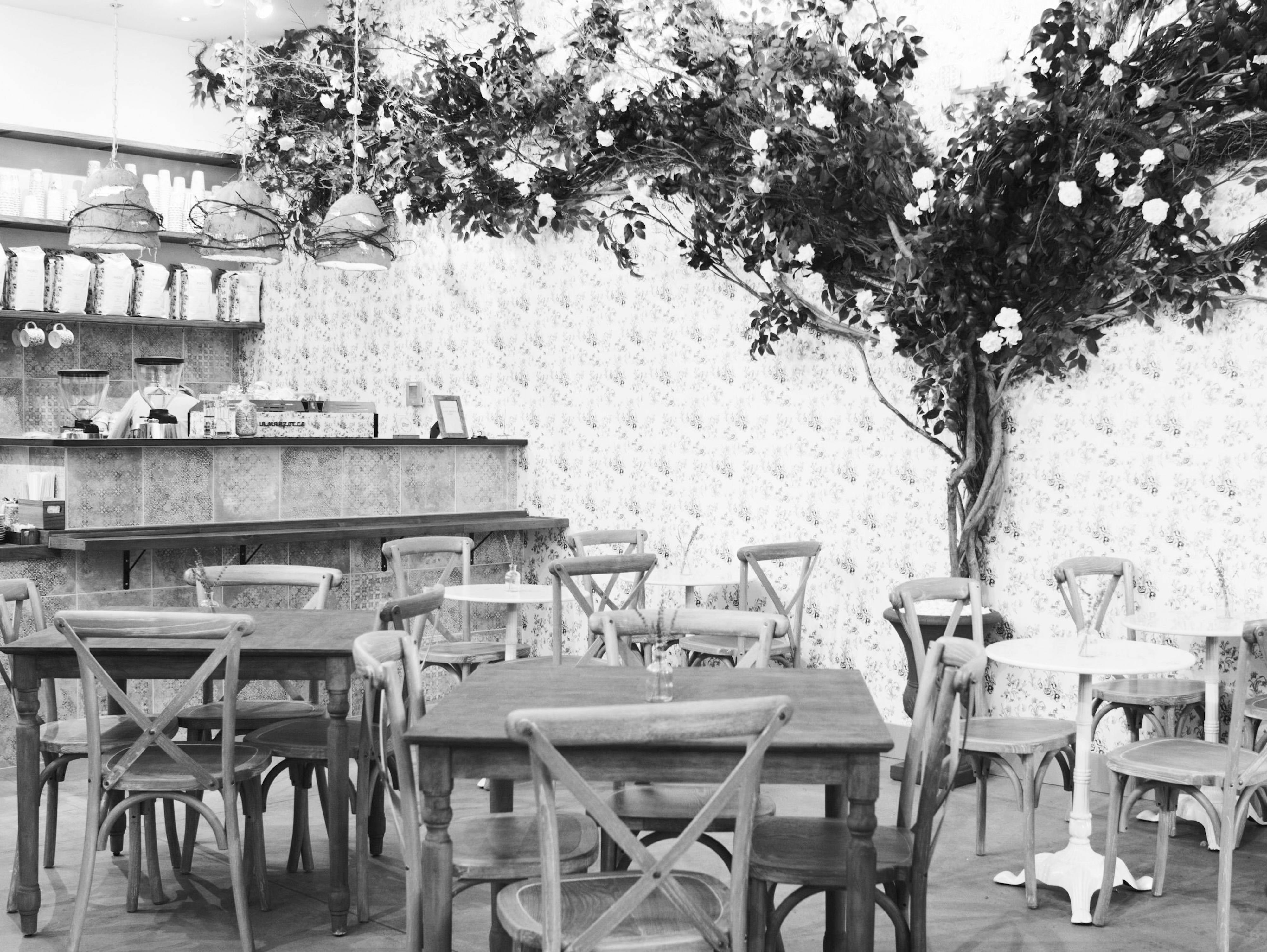 maman mosaic interior