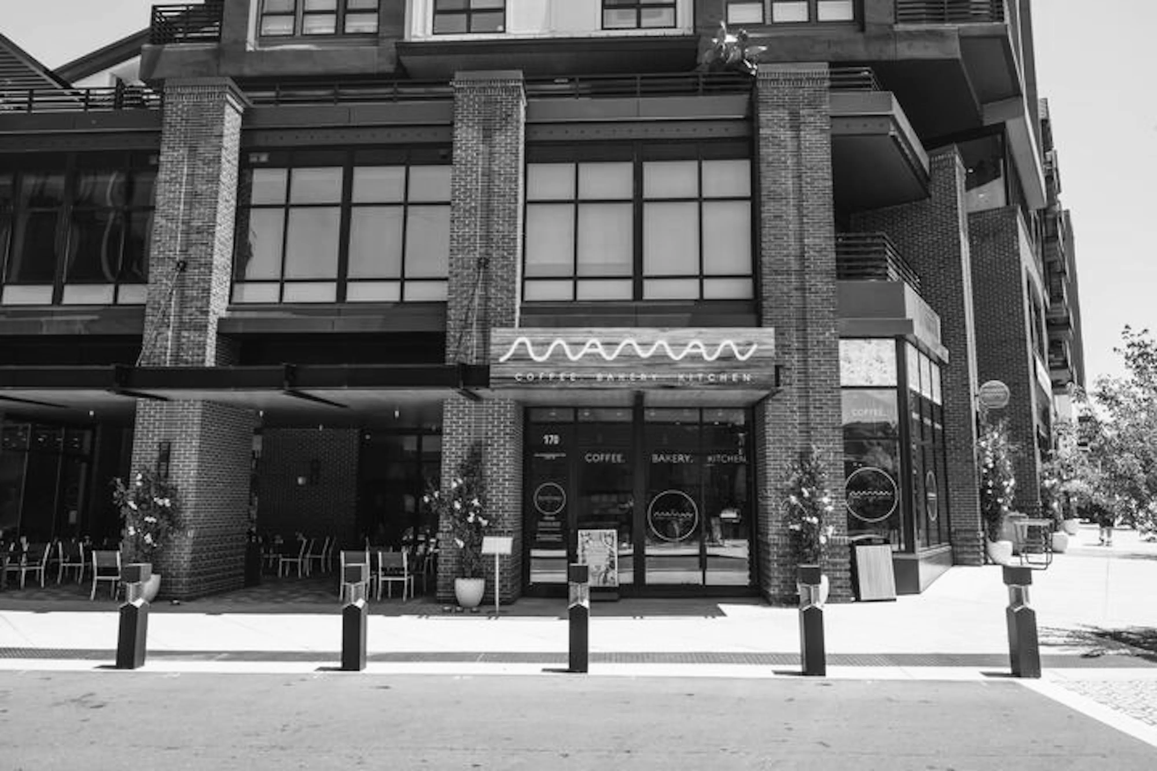 maman midwood plaza exterior