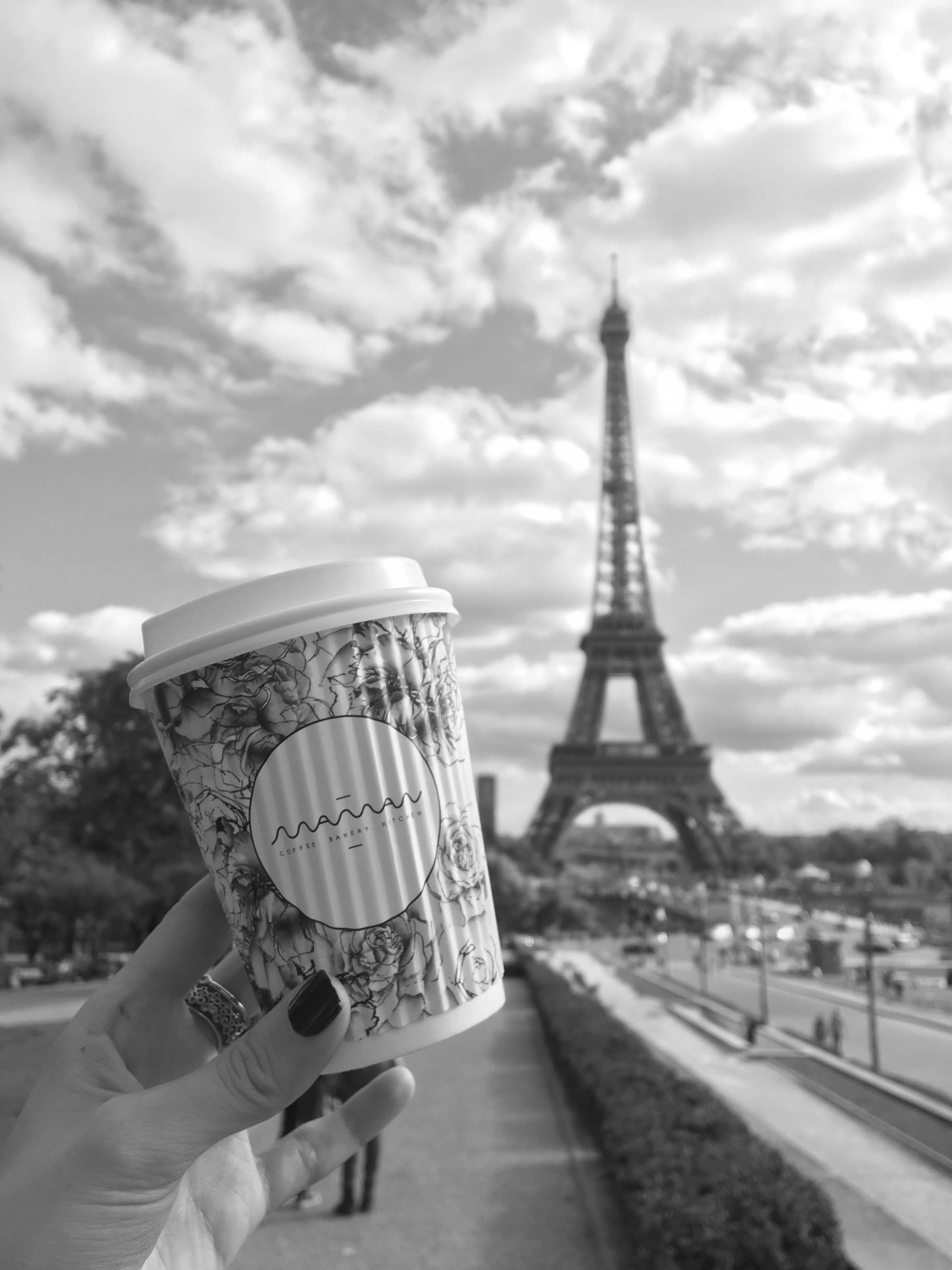 maman cup with eiffel tower paris