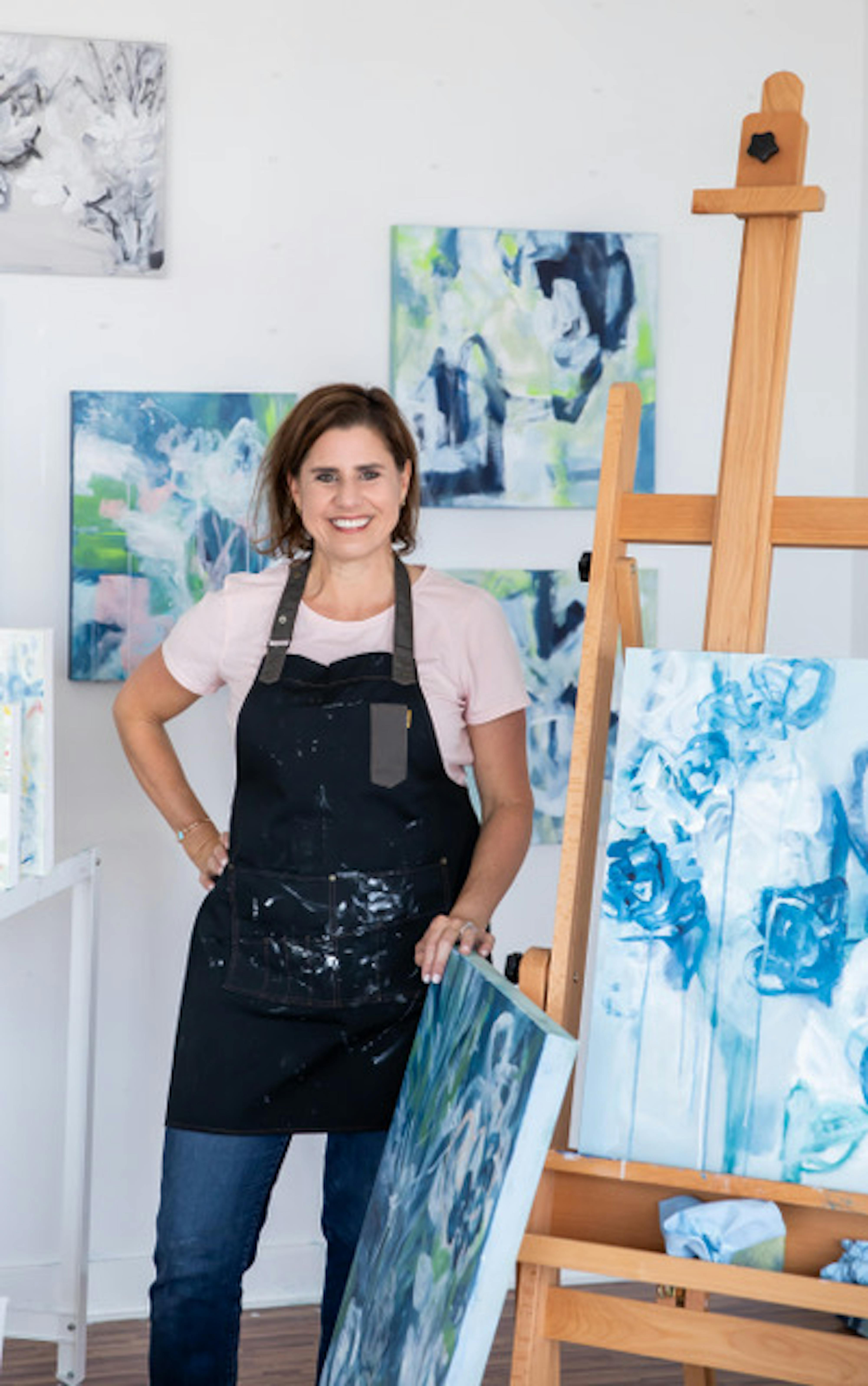 artist stefanie stark in her studio
