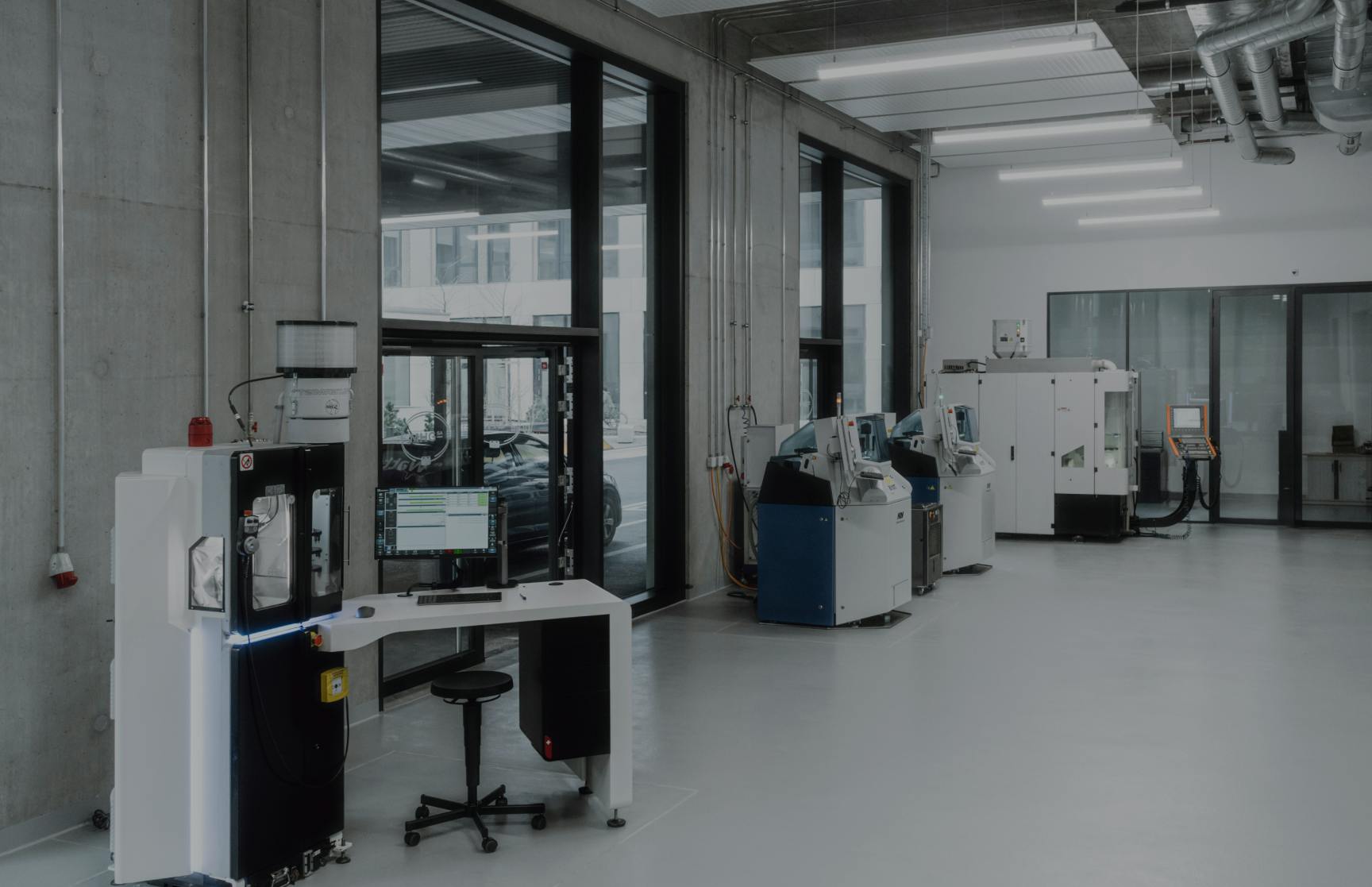 We excel in the manufacture of high-precision components for watchmaking in the heart of Geneva. 