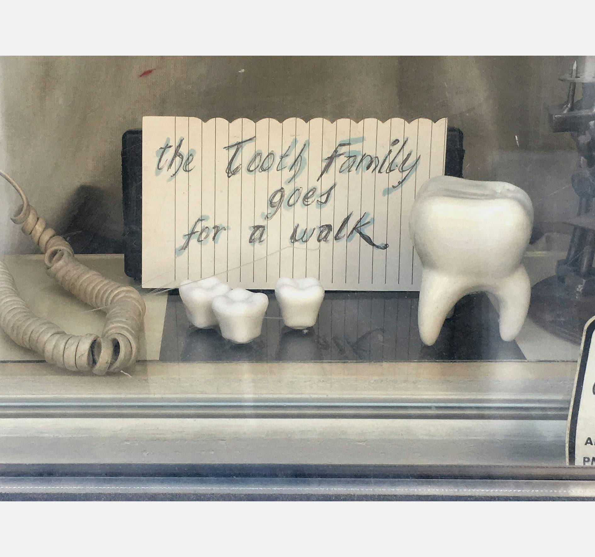 fake teeth in a shopwindow