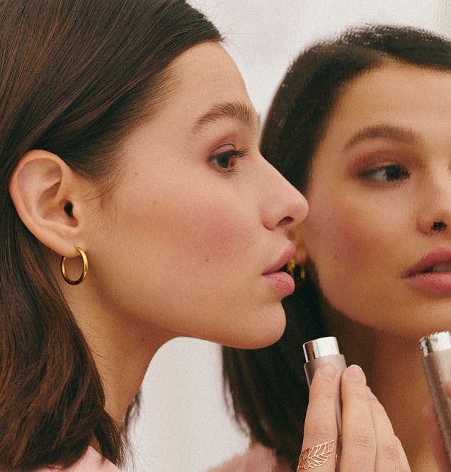 Yunique Adobe Live Branding icon