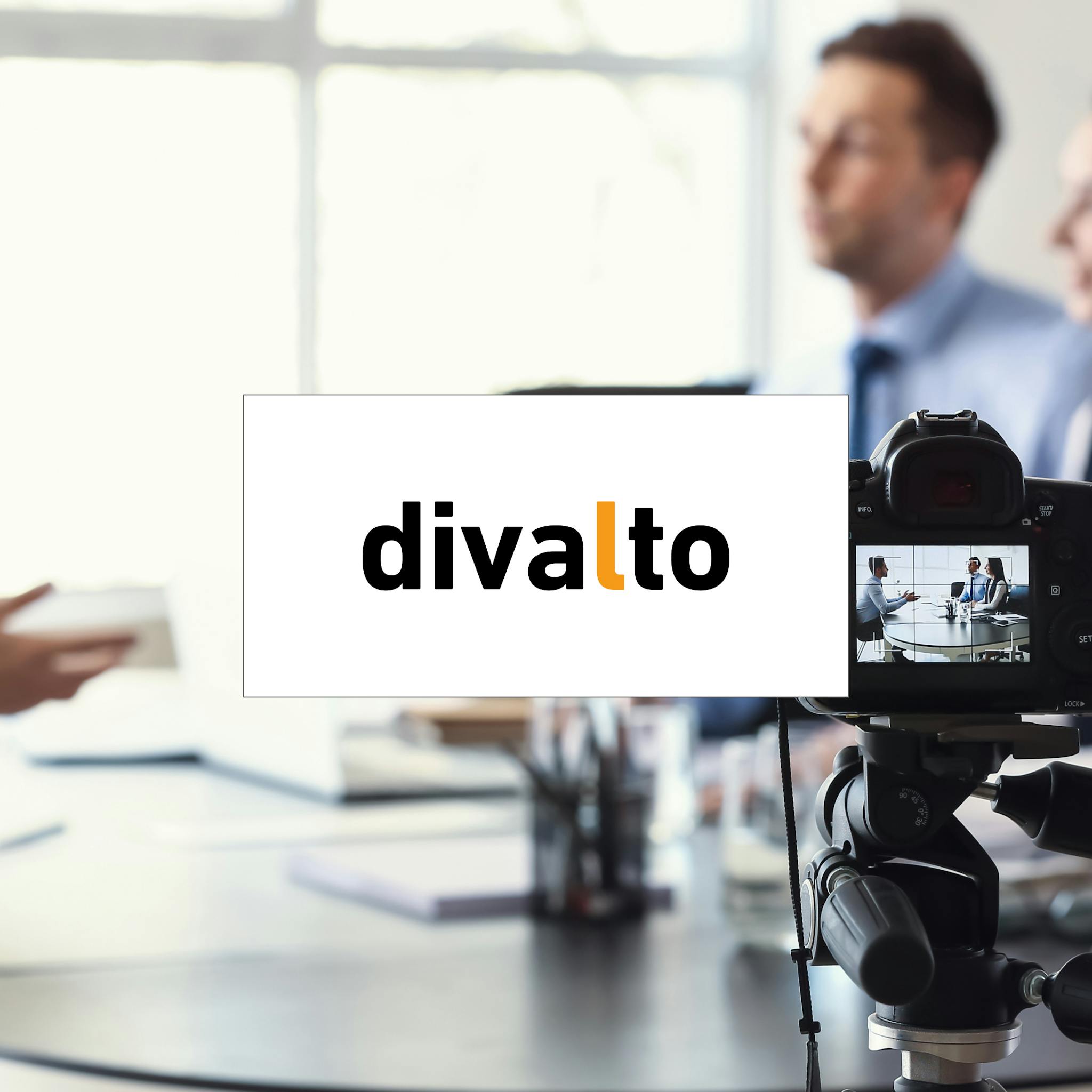 Logo de divalto par dessus l'image de l'interview