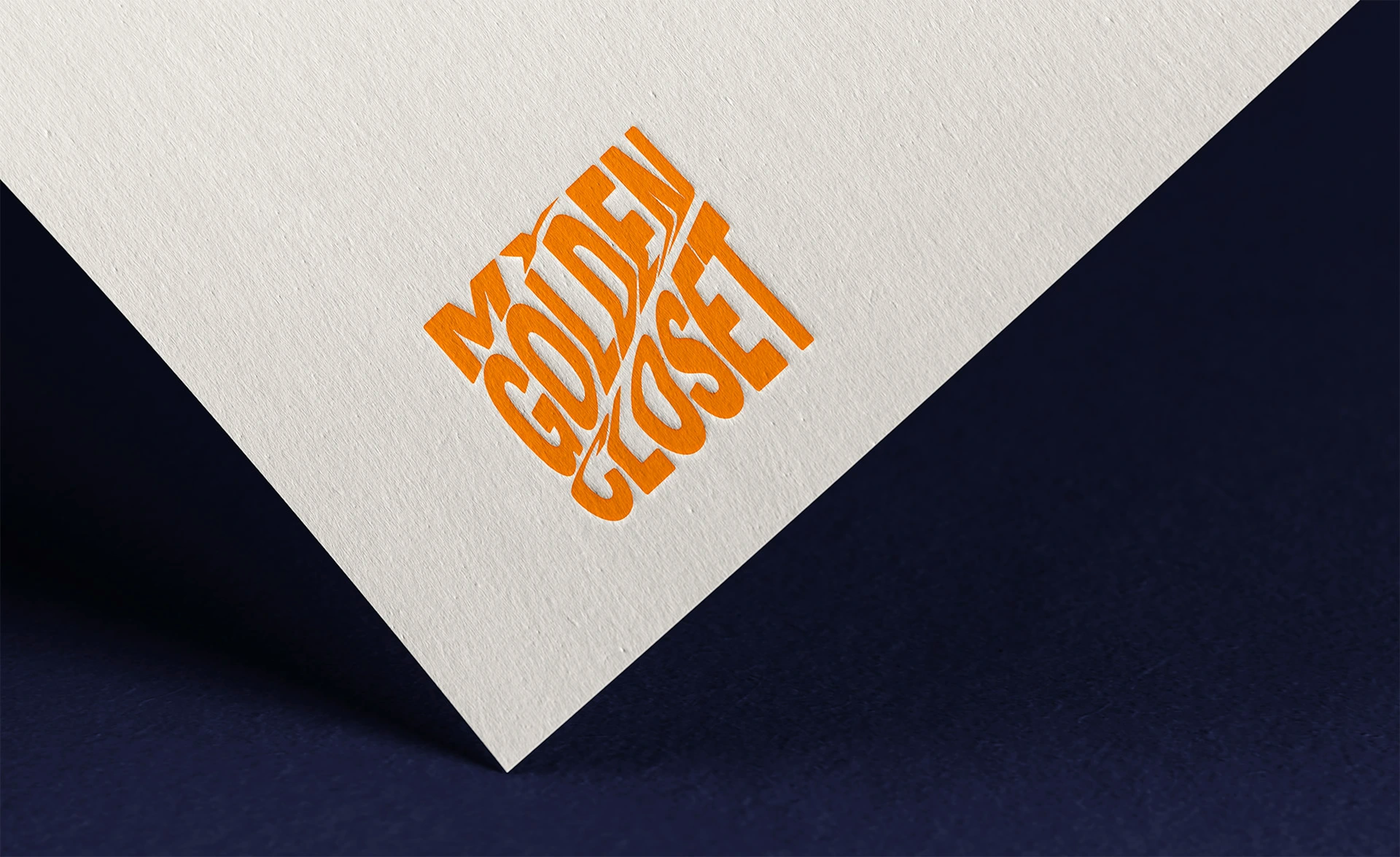 Mockup Logo My Golden Closet