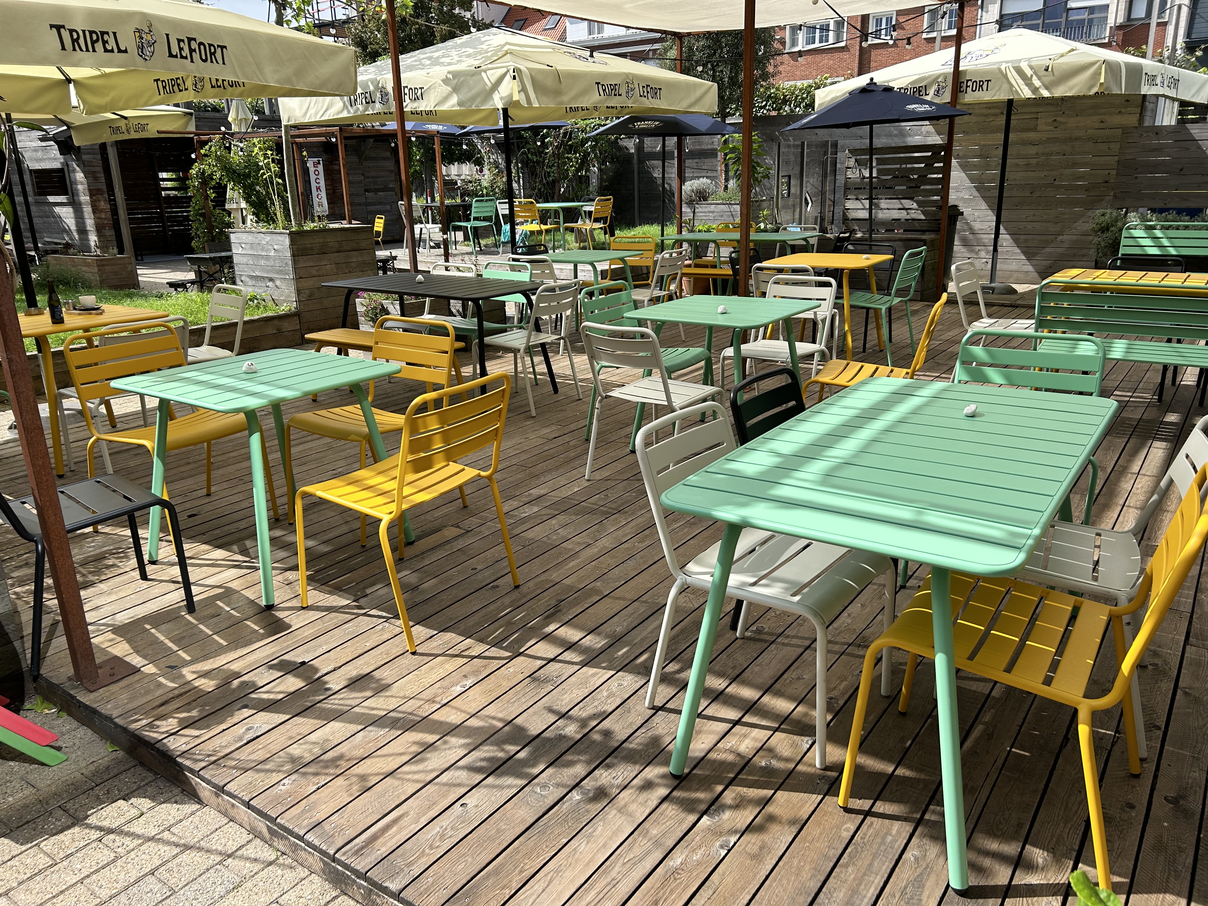Terrace furnished with metal garden furniture Max