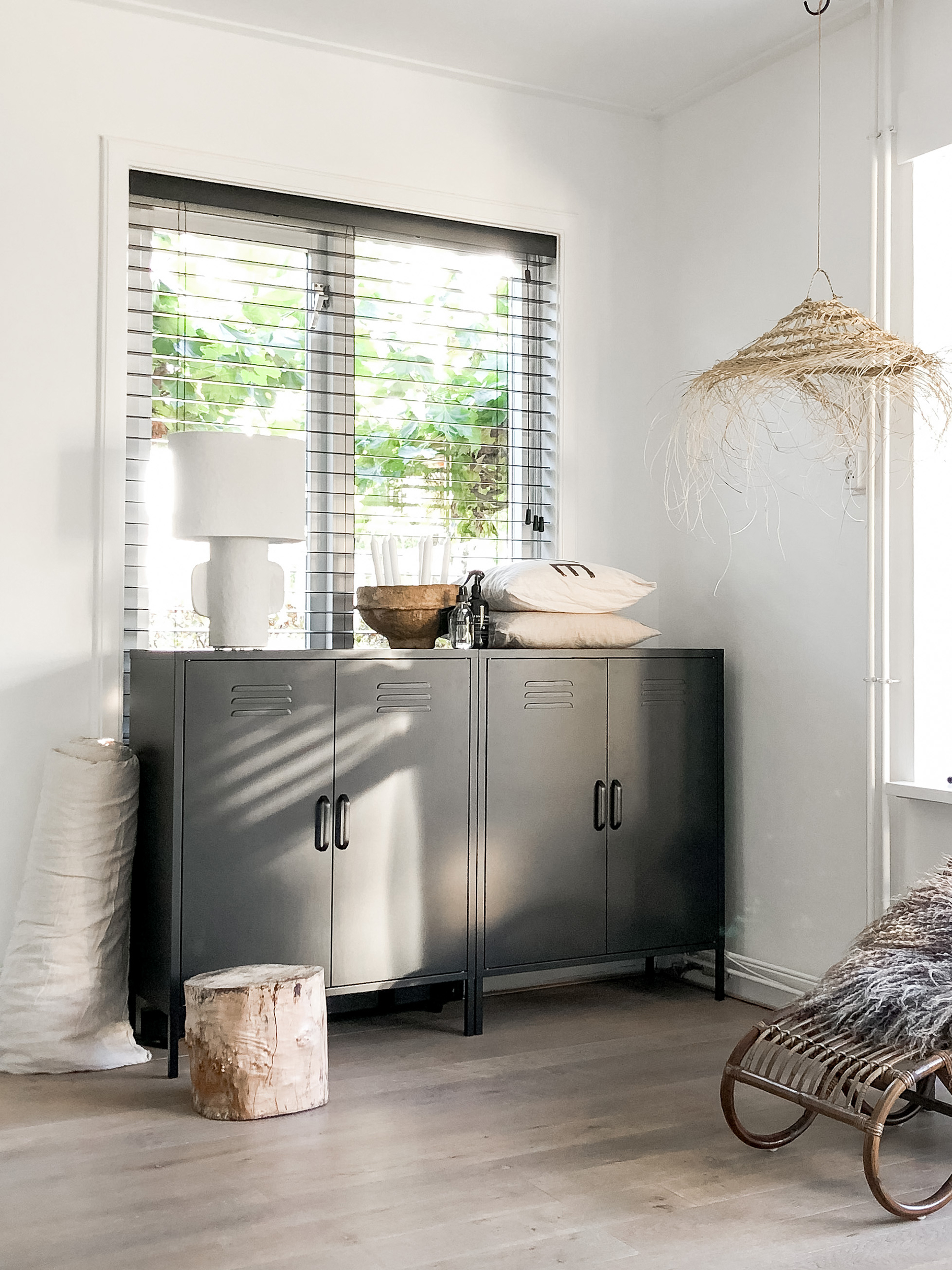 Zwarte 2-deurs lockerkast Finn