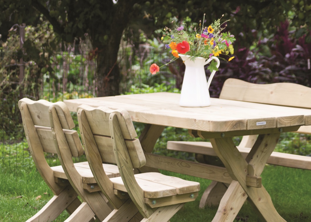 Provence wooden garden furniture set
