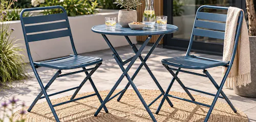 Petrol blauwe bistroset Max in tuin