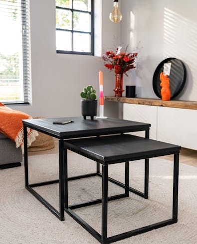 Chicago square coffee table set in living room