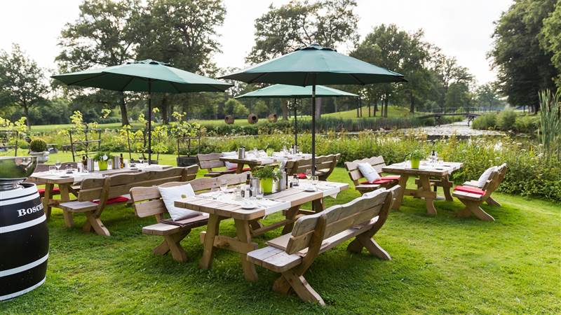 Terras met Provence tuinsets