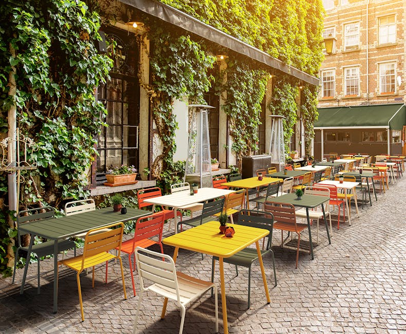 Kleurrijke terrasmeubelen van MaximaVida