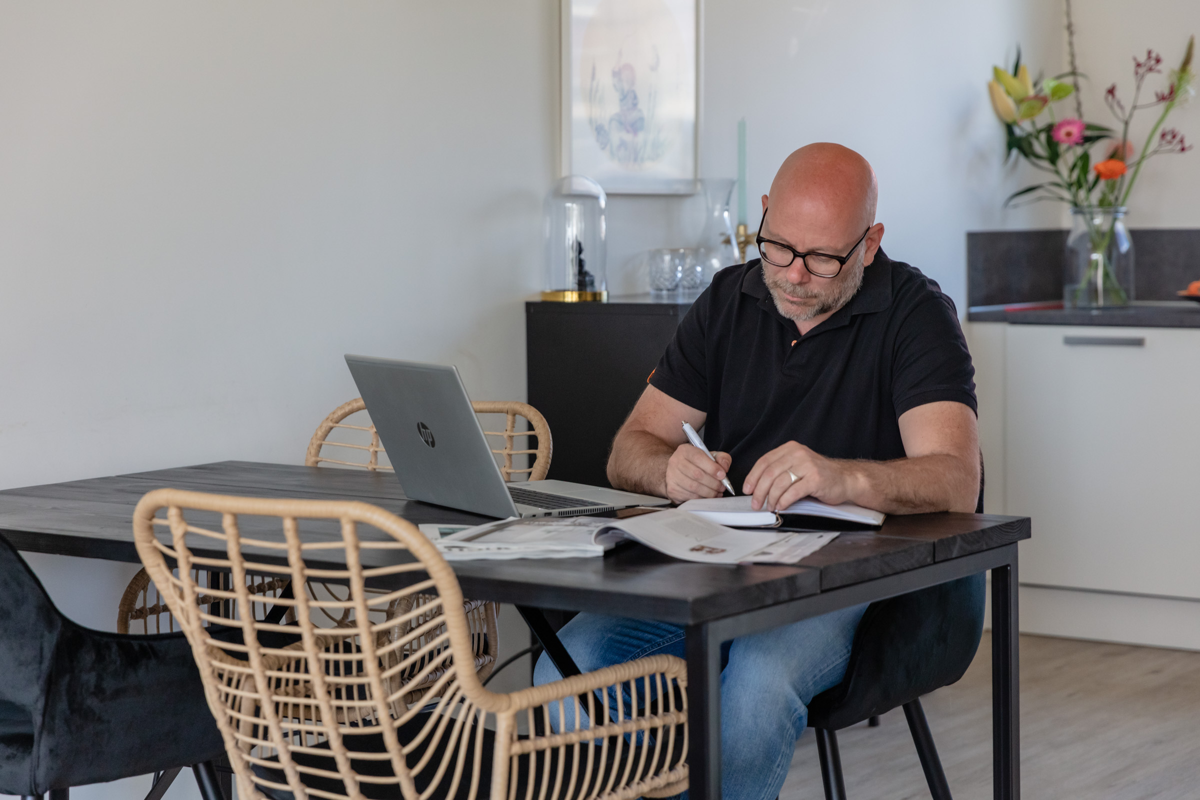 Eigenaar Jeroen aan het werk