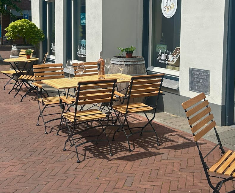 Toscana bistro sets in the centre of Groenlo
