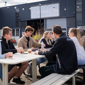 Lunchen met het team