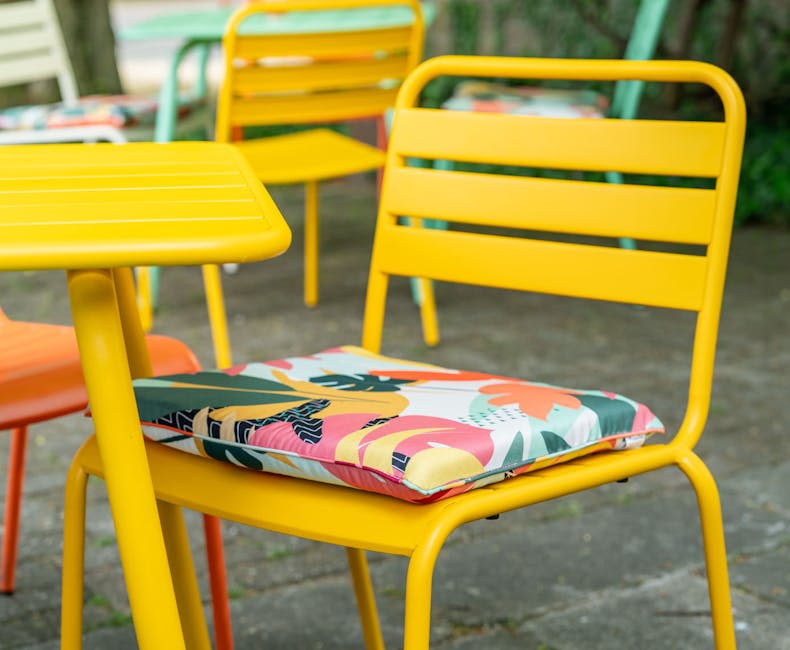 Ockergelber Max mit Sitzkissen Vaiana