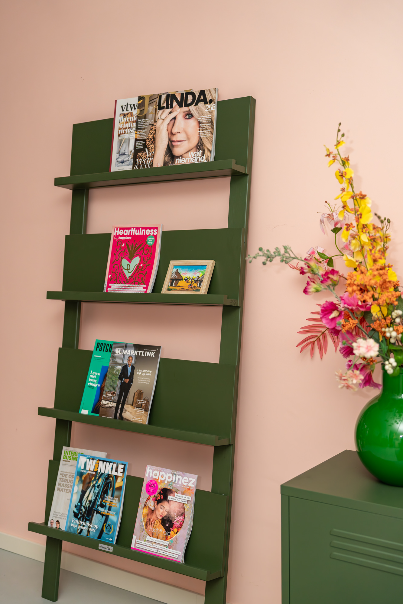 MaximaVida wandrek Jamie olijfgroen tijdschriftenrek