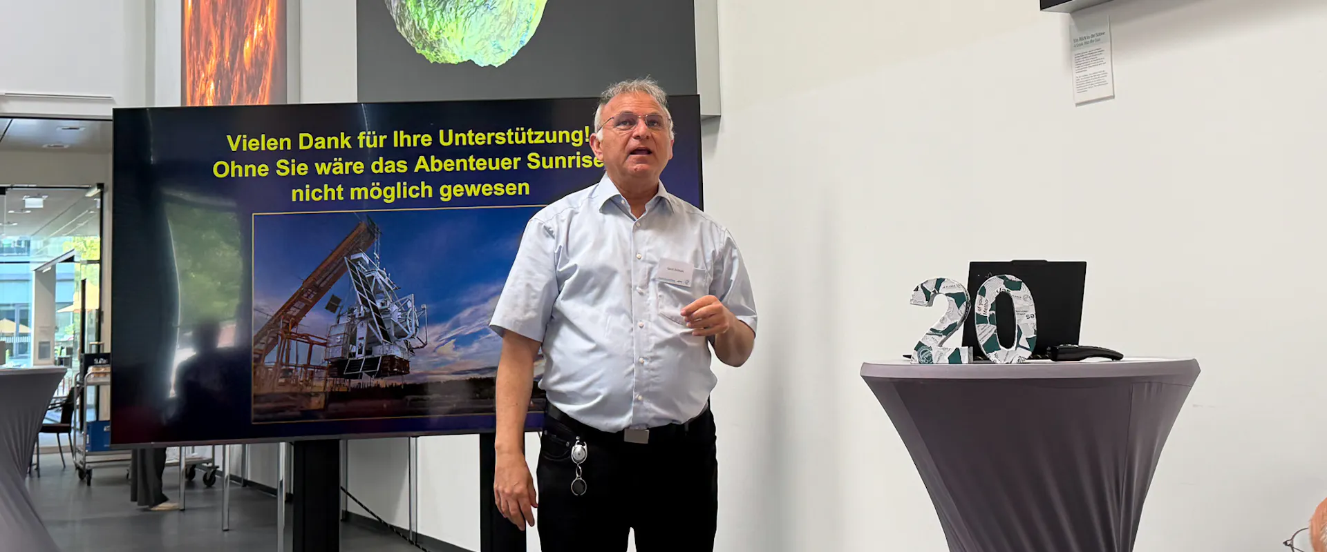 Sami Solanki dankt den Fördernden des Projektes Sunrise | ©MPF Sami Solanki dankt den Fördernden des Projektes Sunrise