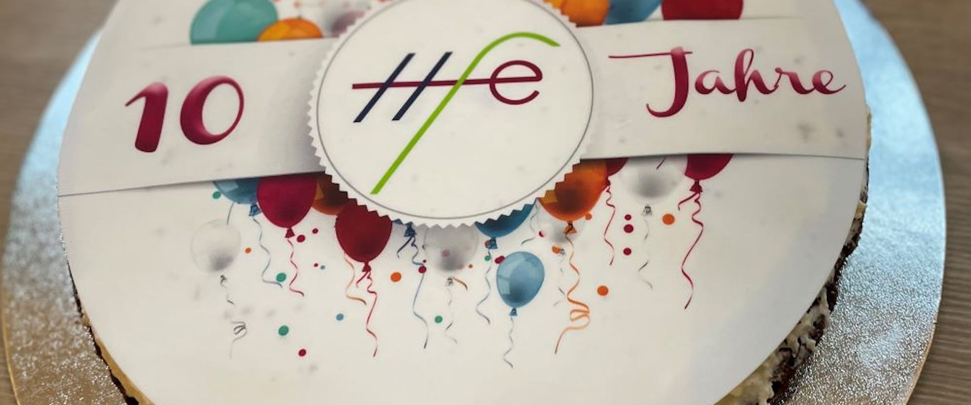 10 jähriges HFE-Jubiläumstorte | ©MPF 10 jähriges HFE-Jubiläumstorte