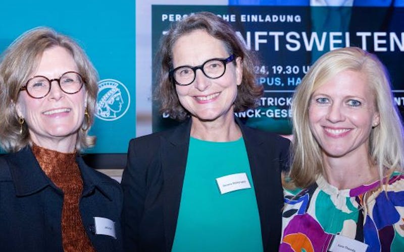 v.l.n.r. Julia Hof, Verena Walterspiel und Karin Theede | ©Beiersdorf AG/Tom Menz v.l.n.r. Julia Hof, Verena Walterspiel und Karin Theede