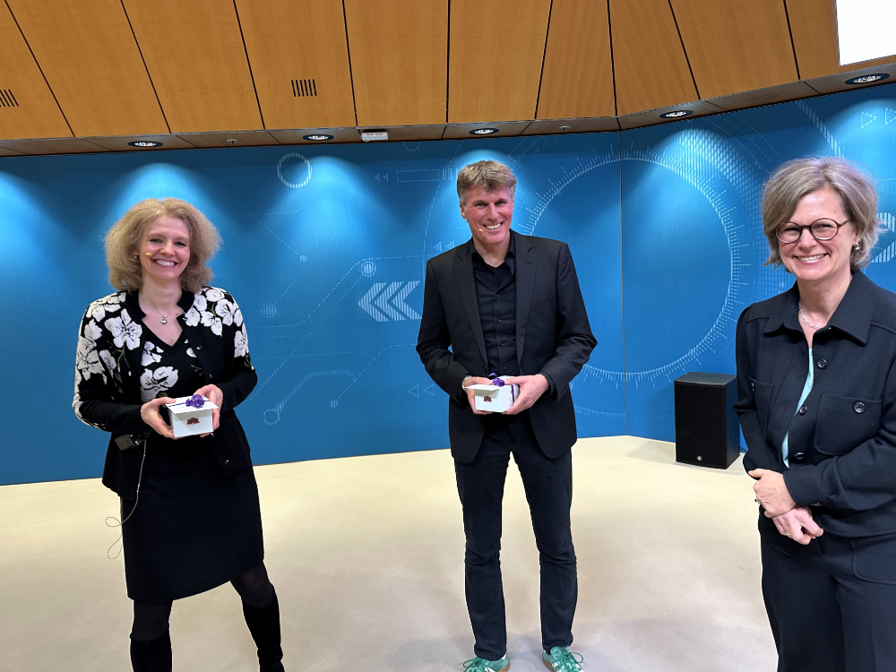 Prof. Dr. Bettina Lotsch, Prof. Dr. Karsten Reuter und Julia Hof