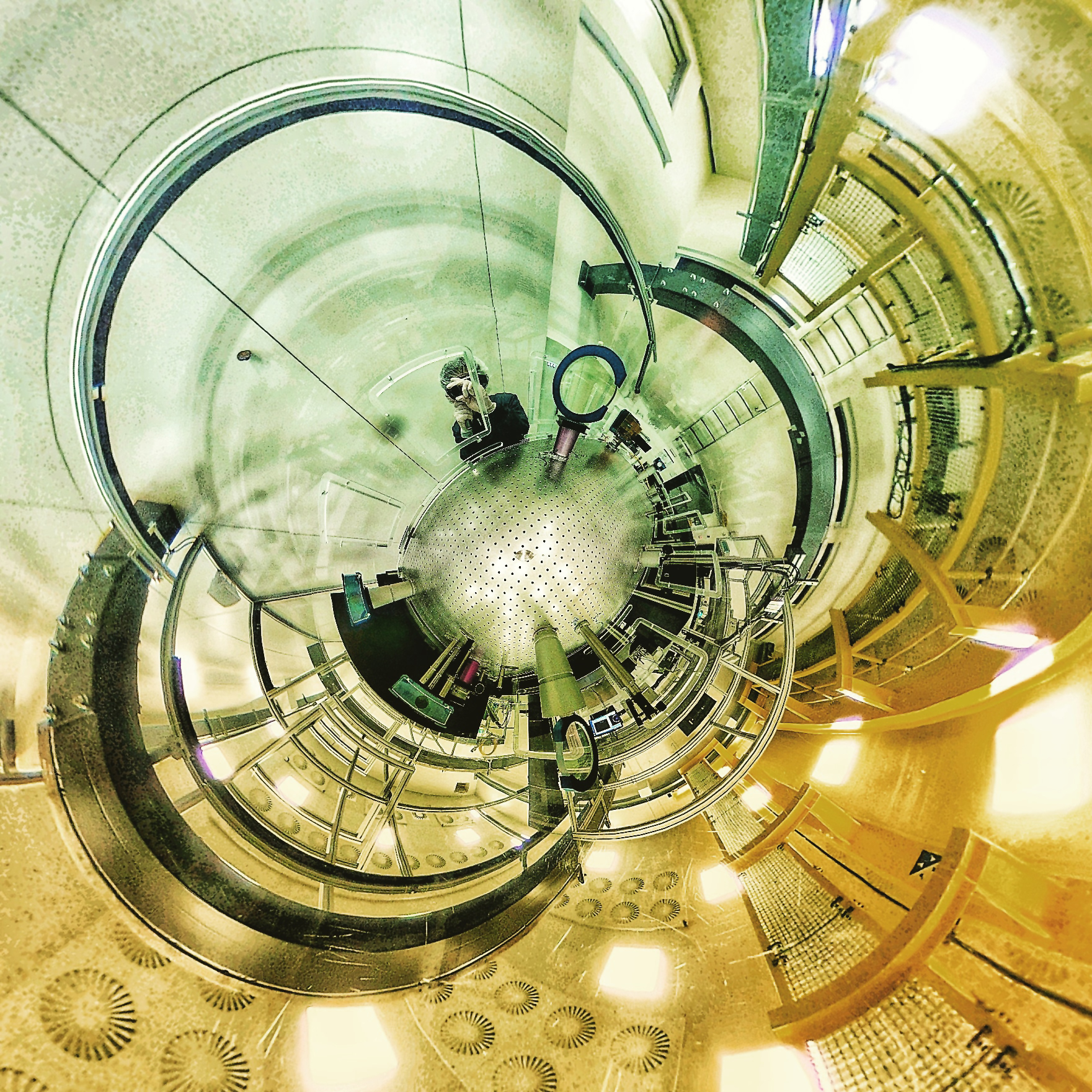 Lasersystem im Labor von Prof. Ferenc Krausz