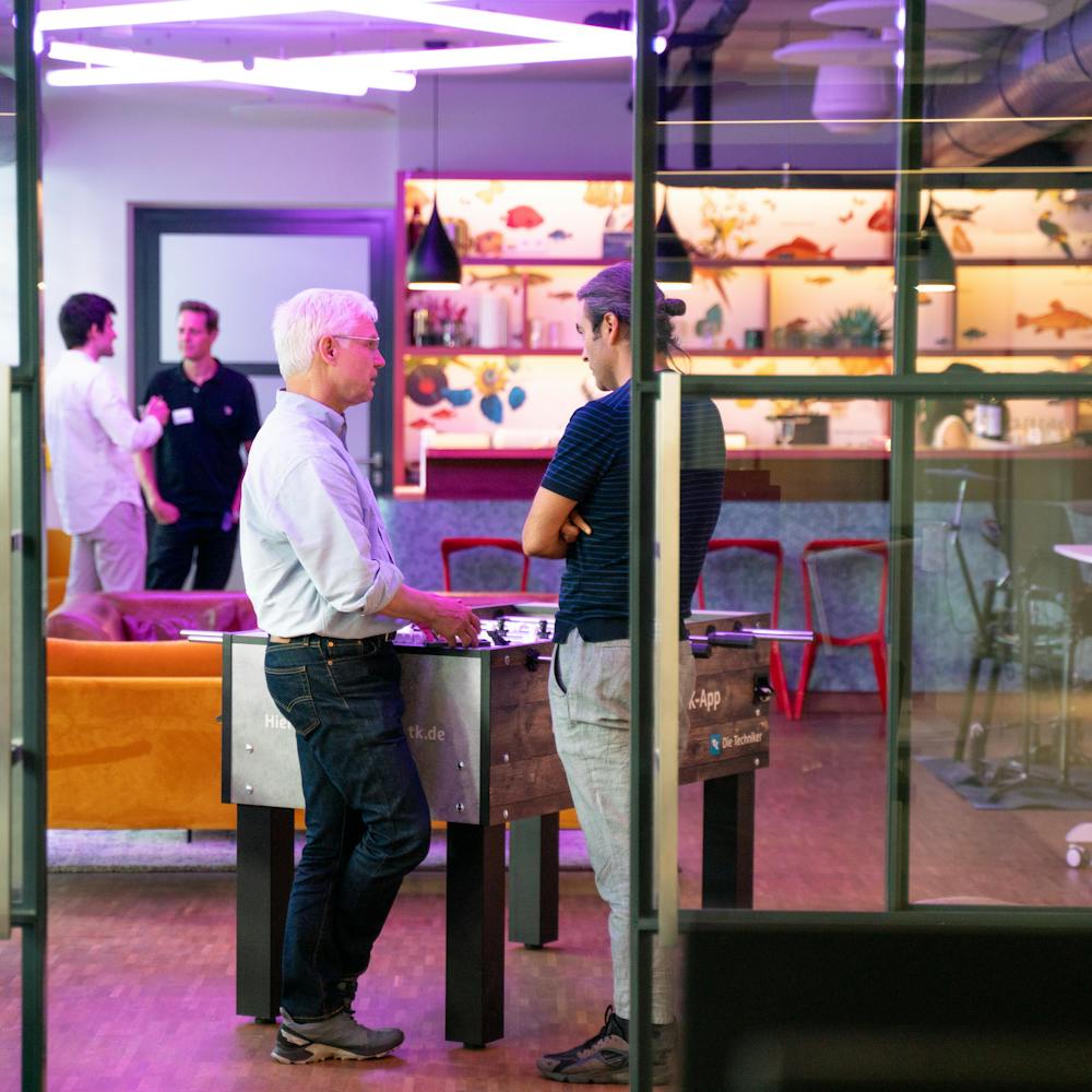 Start-up Mentoren und Teilnehmer an Start-up Accelerator-Veranstaltung der MPF | ©Start2 Group/Max Fuhrmann Start-up Mentoren und Teilnehmer an Start-up Accelerator-Veranstaltung der MPF