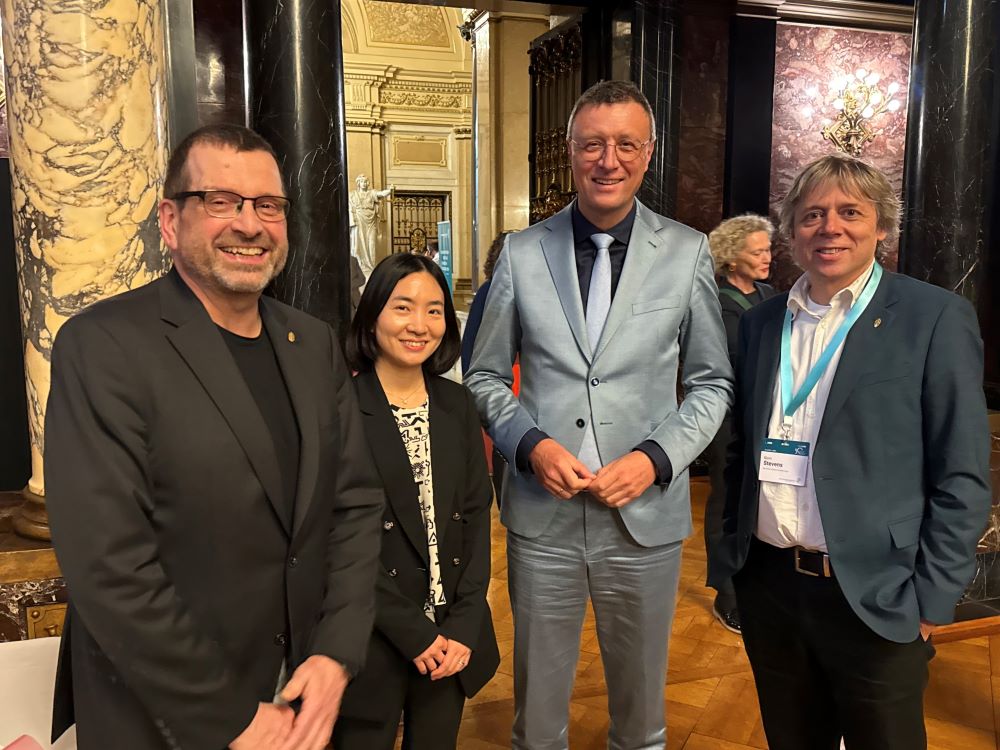 Direktor Jochem Marotzke, Direktorin Sarah M. Kang, Patrick Cramer und Direktor Bjorn Stevens