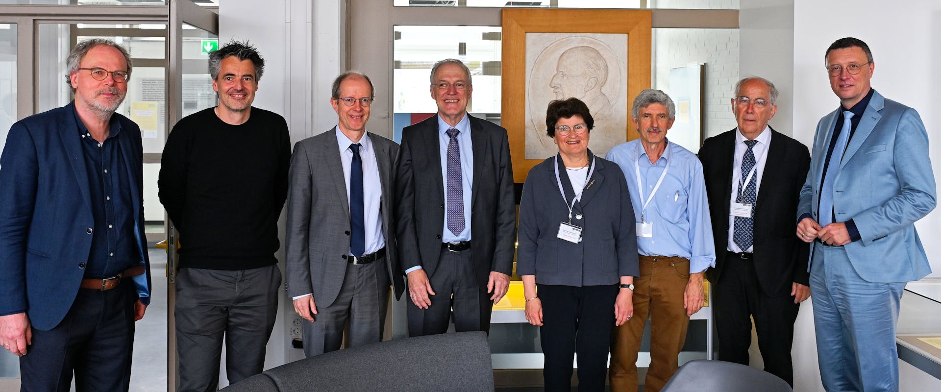 Prof. Arne Schirrmacher, Prof. Kai Rossnagel, Prof. Klaus Richter, Prof. Eckhard Quandt, Cornelia Kulenkampff, Prof. Michael Bonitz, Prof. Reinhard Pöllath, Prof. Patrick Cramer | ©C. Makait Prof. Arne Schirrmacher, Prof. Kai Rossnagel, Prof. Klaus Richter, Prof. Eckhard Quandt, Cornelia Kulenkampff, Prof. Michael Bonitz, Prof. Reinhard Pöllath, Prof. Patrick Cramer
