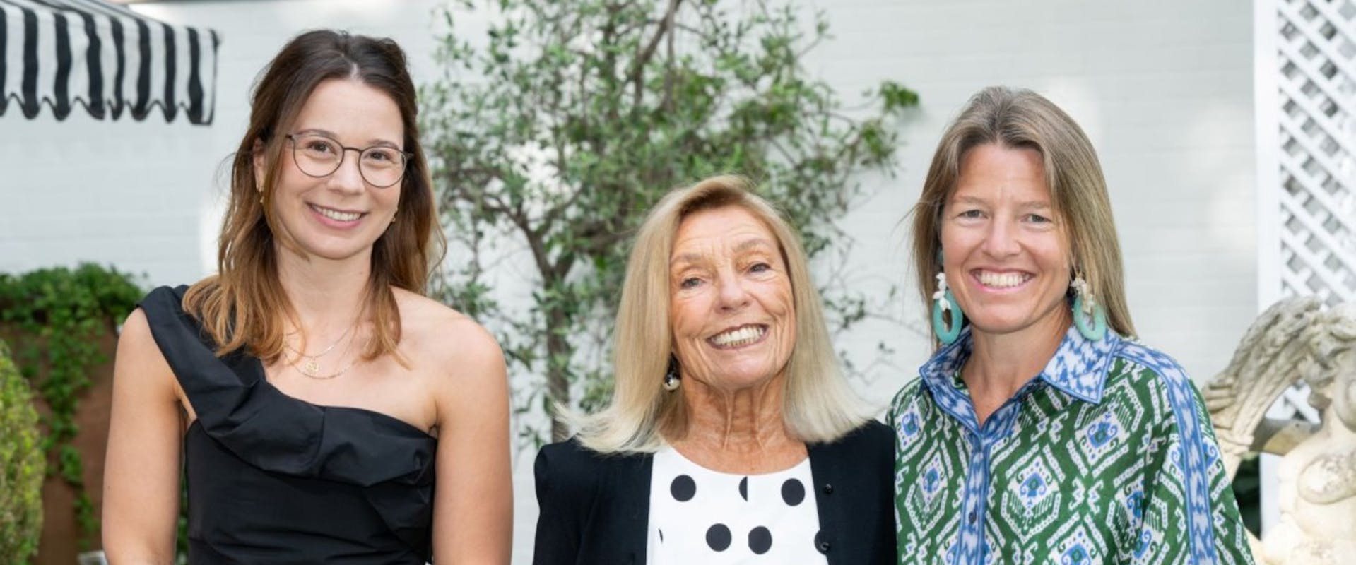 Dr. Marie Luise Schreiter vom MPI für biologische Kybernetik, Gastgeberin Birgit Gerlach mit Tochter Anouchka beim Science Cocktail 2025 in Hamburg | ©PRESSEBILD.DE Dr. Marie Luise Schreiter vom MPI für biologische Kybernetik, Gastgeberin Birgit Gerlach mit Tochter Anouchka beim Science Cocktail 2025 in Hamburg
