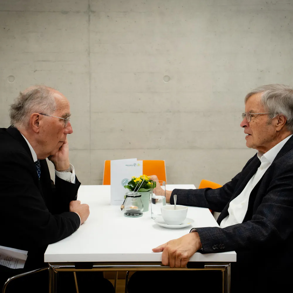 Theodor Hänsch und Reinhard Pöllath | ©MPF/Anna Dimperl Theodor Hänsch und Reinhard Pöllath