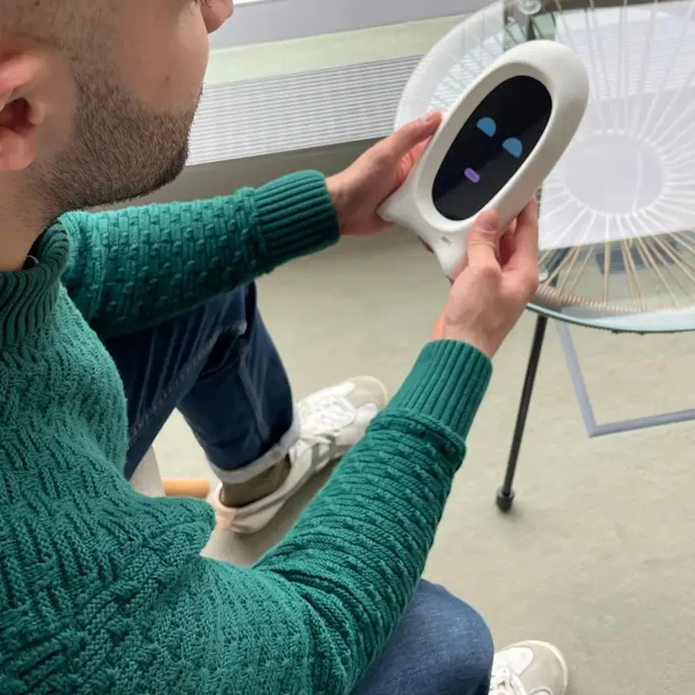 Chatbot gegen Einsamkeit: Um den Elderbot zu nutzen, brauchen die Studienteilnehmenden keine digitalen Vorkenntnisse. | ©MPI für Bildungsforschung Chatbot gegen Einsamkeit: Um den Elderbot zu nutzen, brauchen die Studienteilnehmenden keine digitalen Vorkenntnisse.