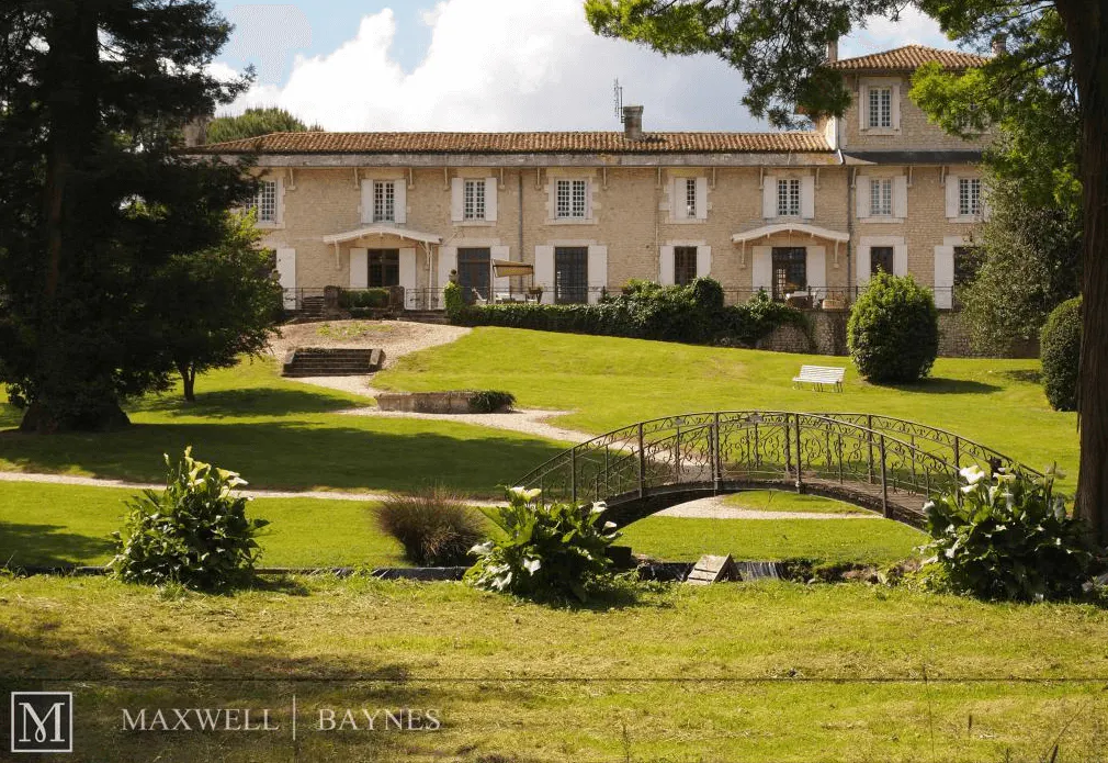 Property for sale near Bordeaux Maxwell-Baynes ref 4396374
