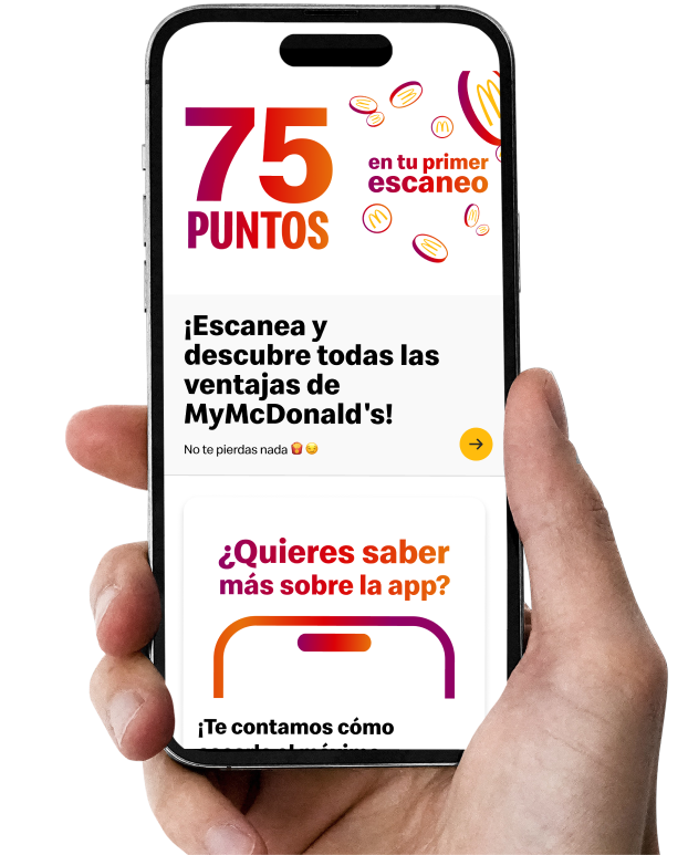 Una mano sostiene un teléfono inteligente que muestra una pantalla de la aplicación MyMcDonalds