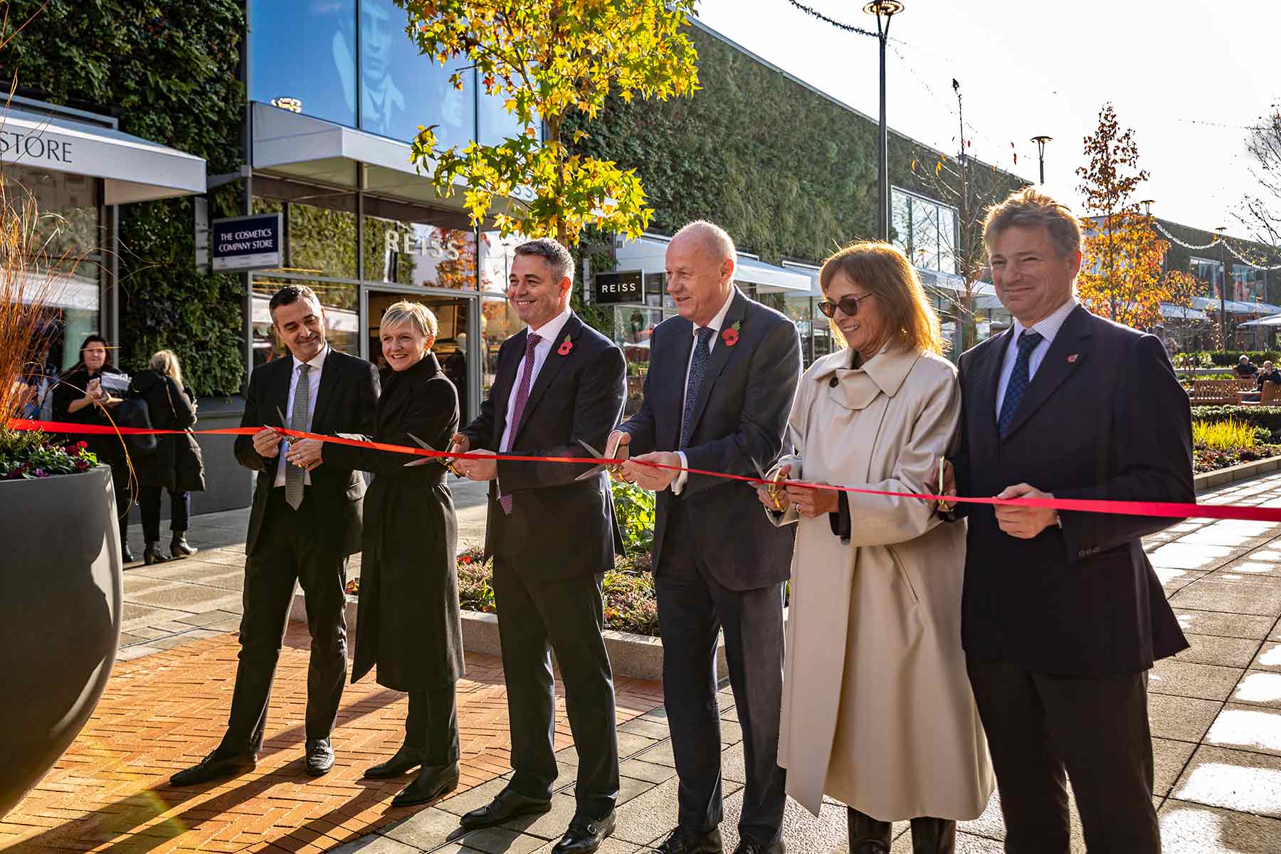 Ashford-Designer-Outlet-Opening