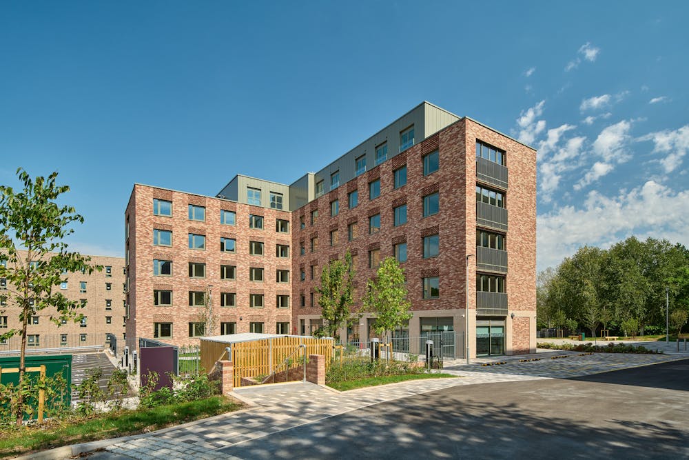 McLaren Construction completes 572-bed first phase of student scheme for development JV of Topland and McLaren Property. featured image