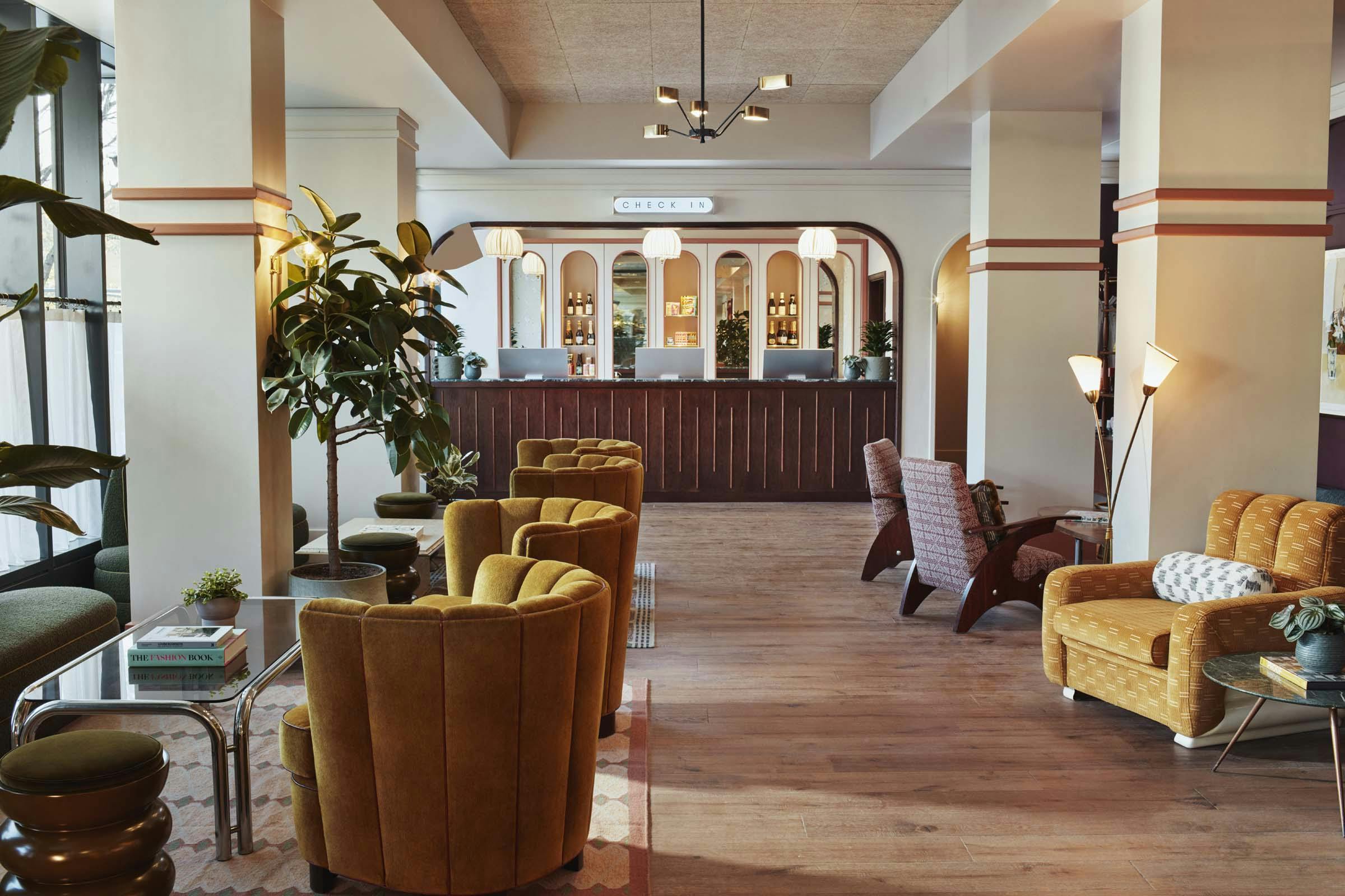 McLaren hands over Hoxton Hotel to Ennismore blog image